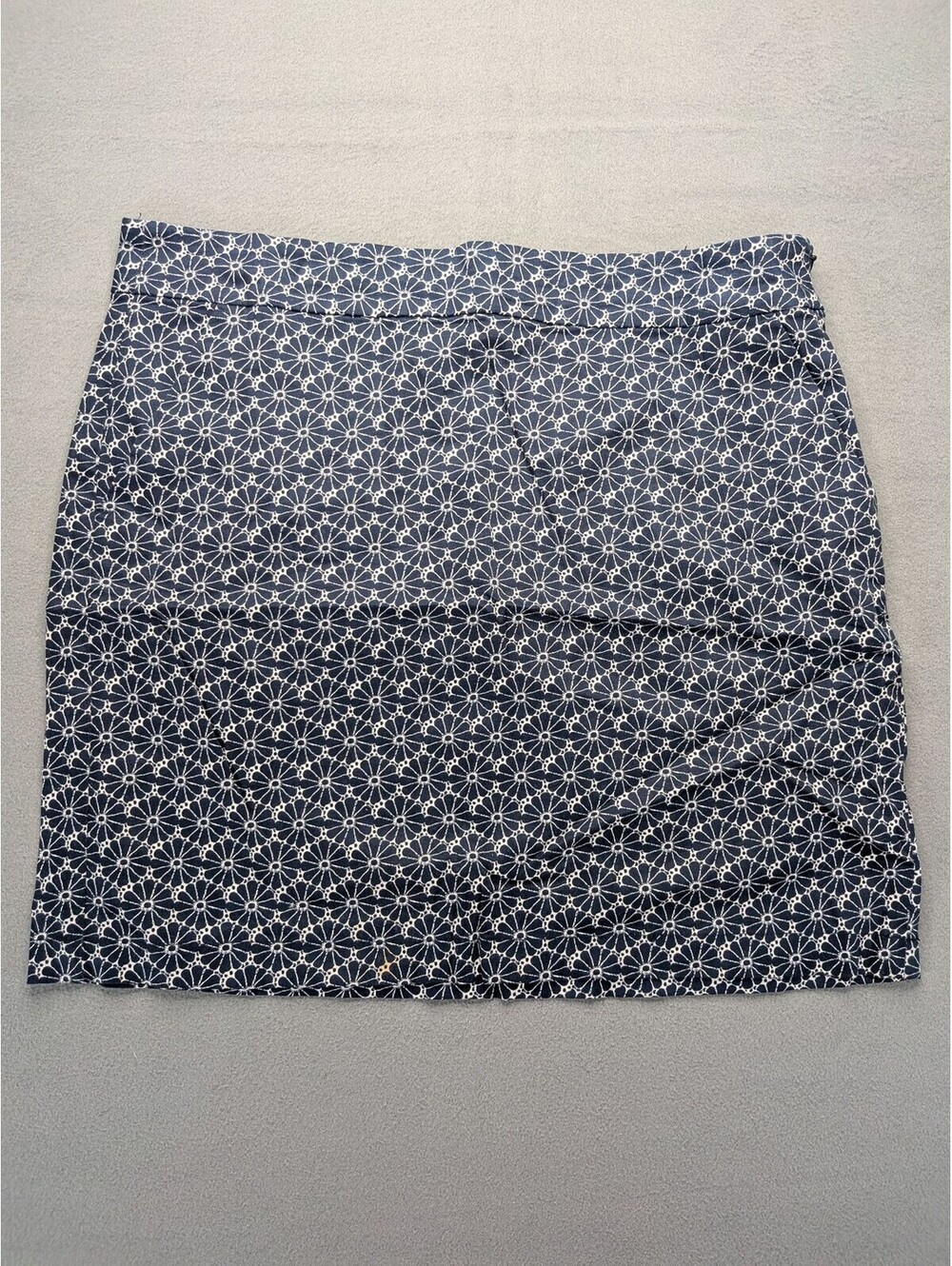 Tommy Hilfiger Skirt Womens 12 Blue Floral Pencil Mini Zip Pockets Summer Casual